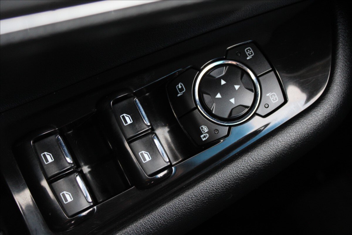 Ford Edge SUV 2,0 l 154 kw