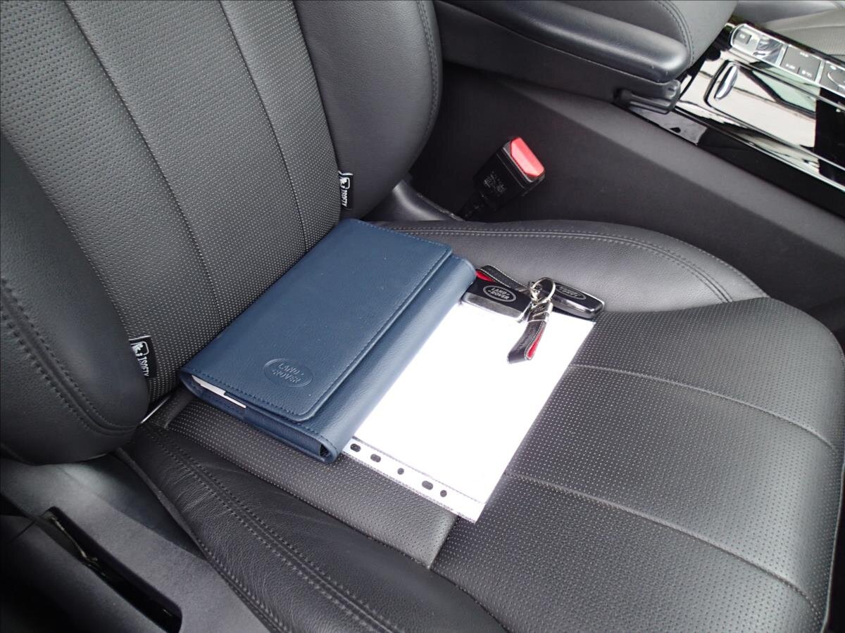 Land Rover Discovery SUV / Terénní 2,0 l 132 kw