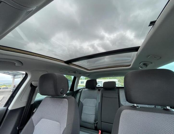 Volkswagen Passat 48