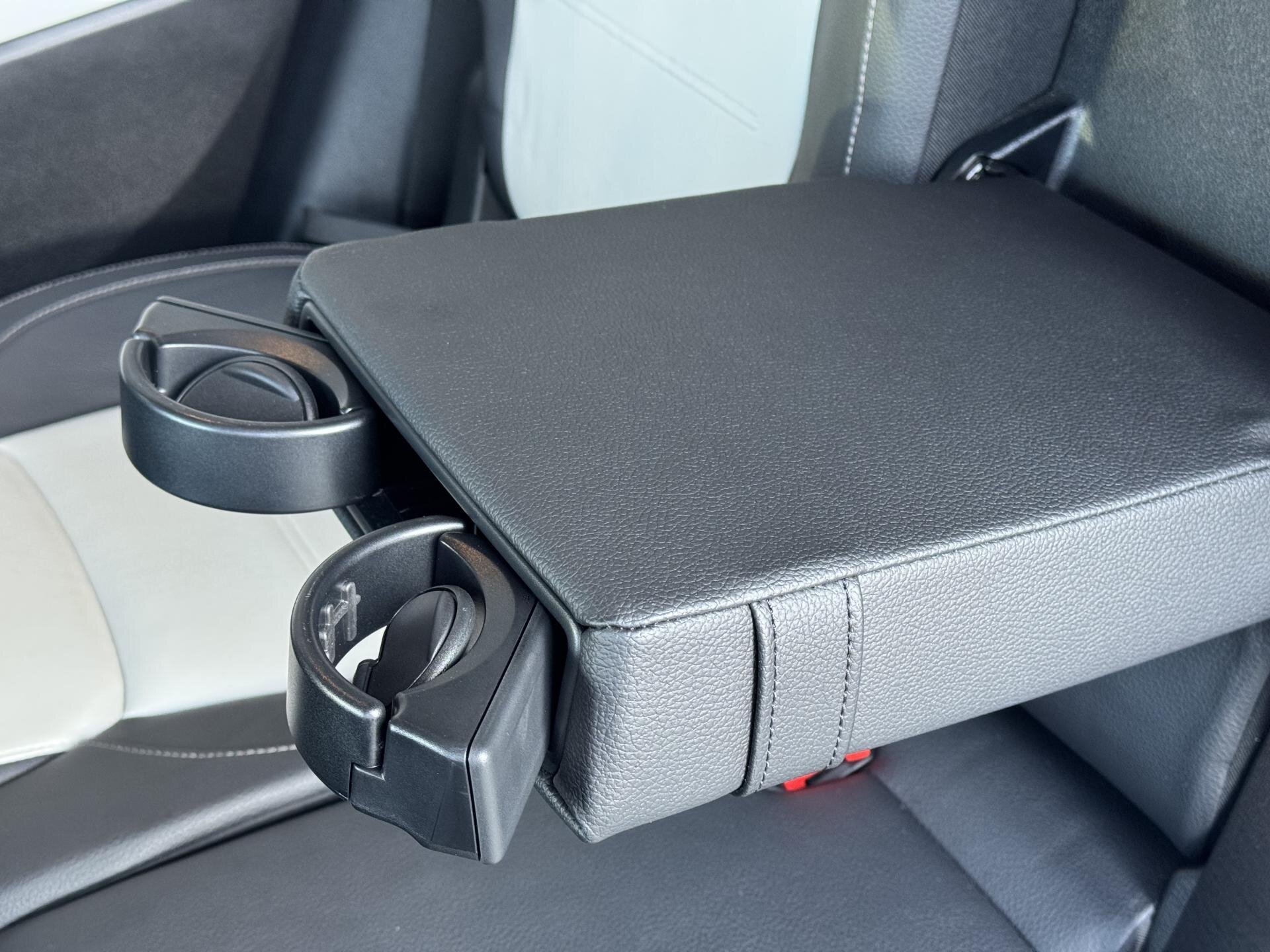 Mercedes-Benz GLB SUV / Terénní 2,0 l 110 kw