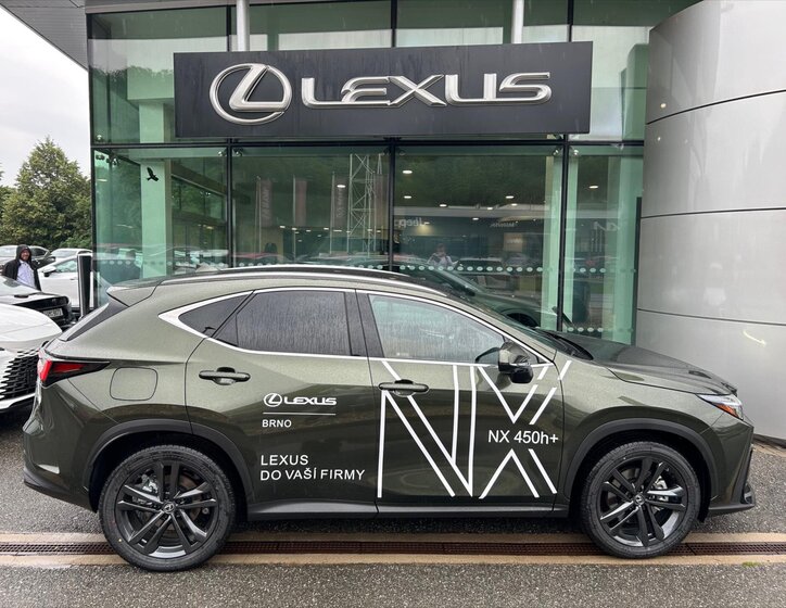 Lexus NX 450h+ SUV / Terénní 2,5 l 220 kw