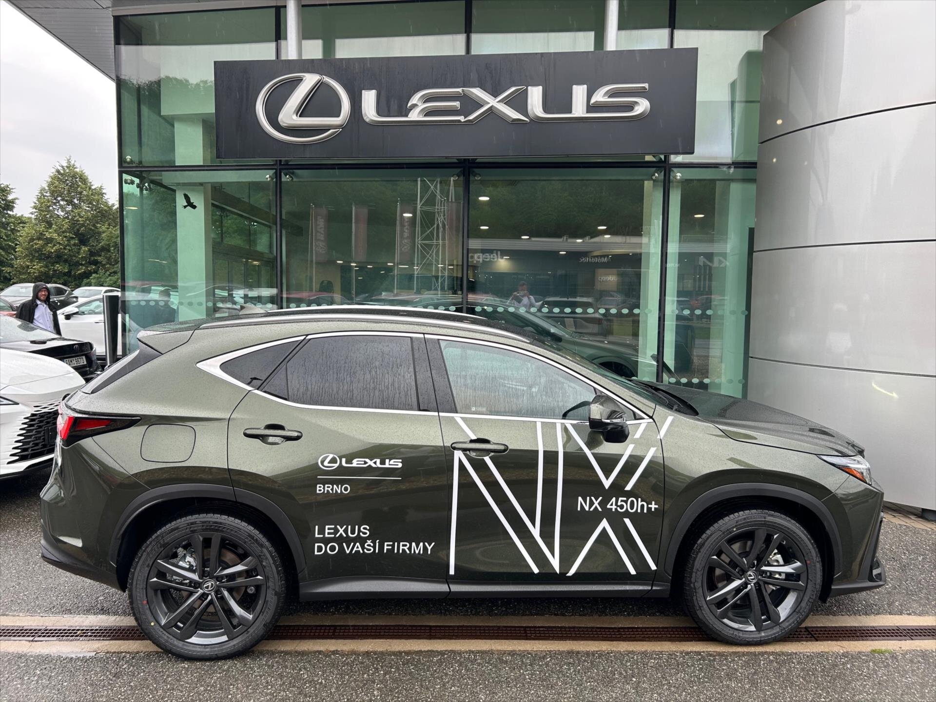 Lexus NX 450h+ SUV / Terénní 2,5 l 220 kw