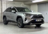 Toyota RAV4 SUV 2,5 l 163 kw