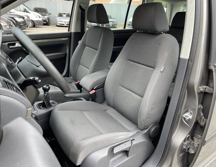 Volkswagen Touran MPV 2,0 l 80 kw