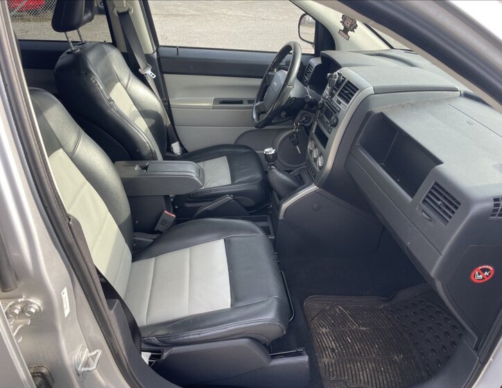 Jeep Compass Kombi 2,0 l 103 kw