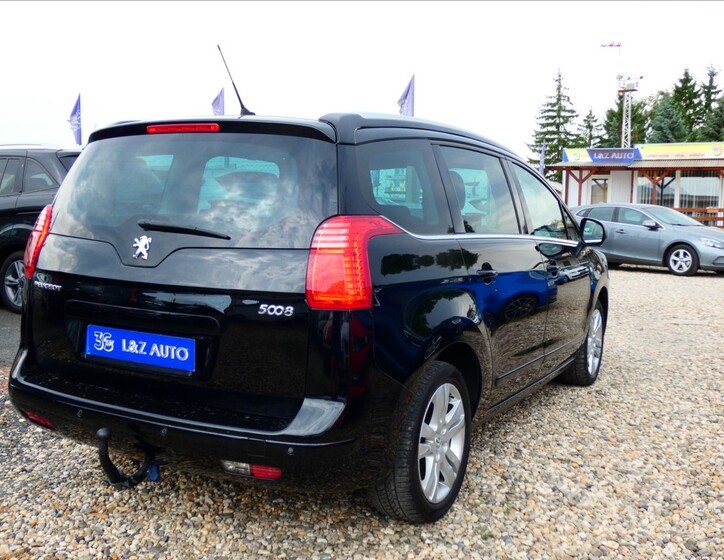 Peugeot 5008 7