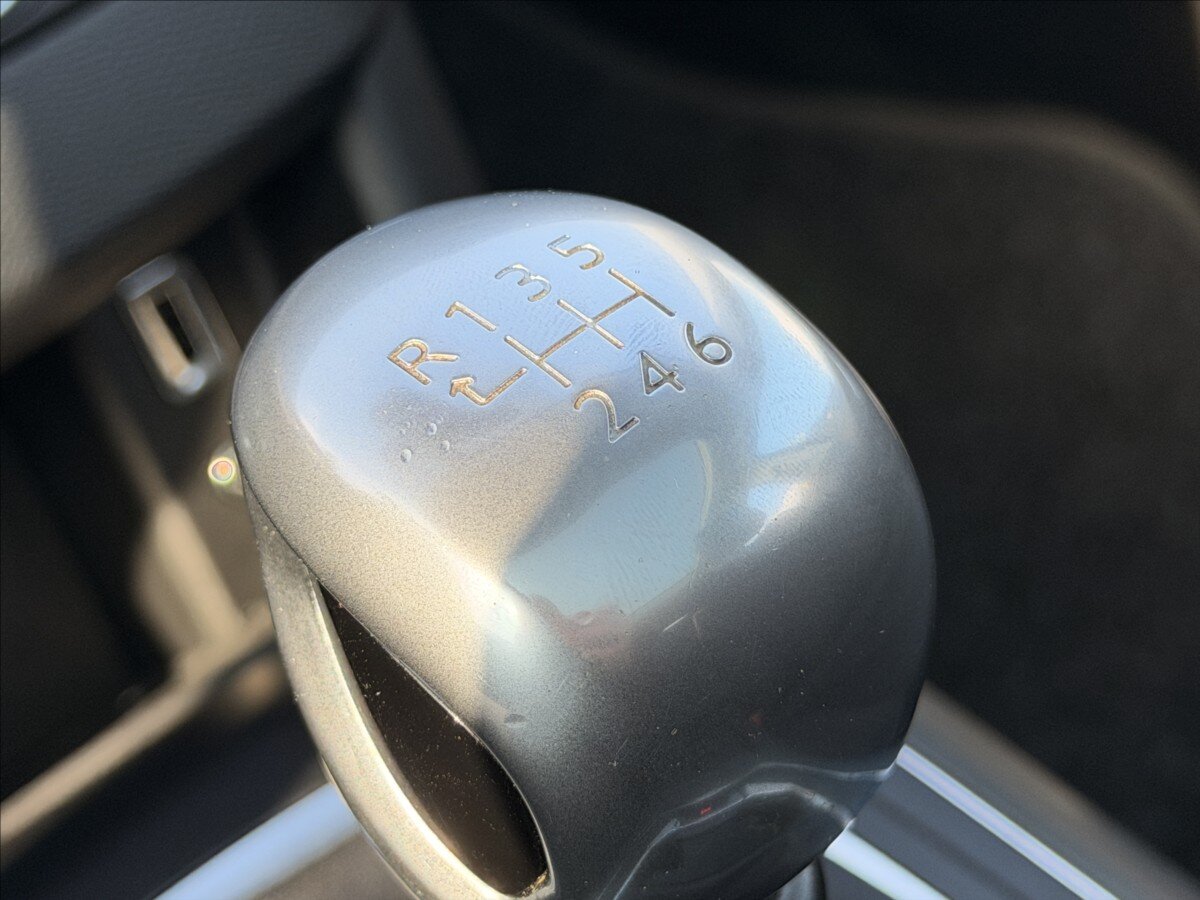 Peugeot 308 Kombi 2,0 l 110 kw