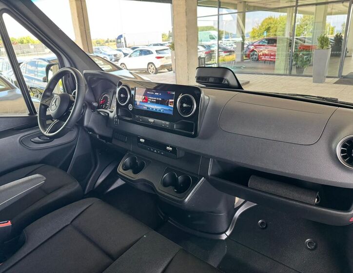 Mercedes-Benz Sprinter 15