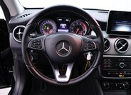 Mercedes-Benz CLA Kombi 2,0 l 155 kw