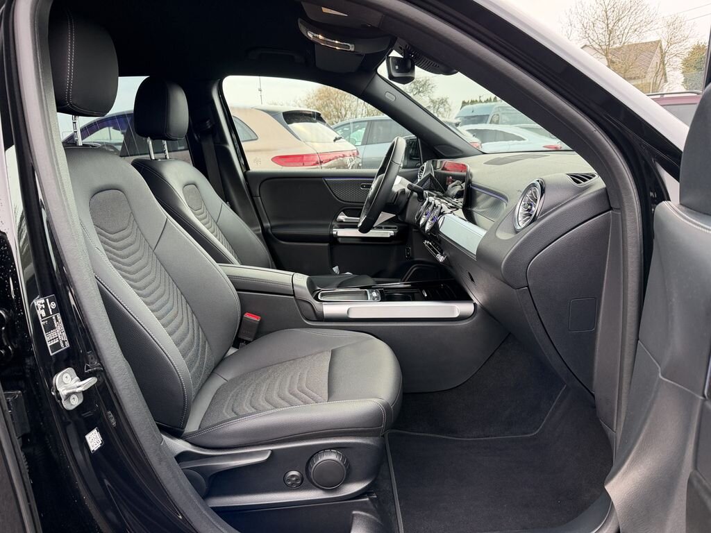 Mercedes-Benz GLB SUV / Terénní 2,0 l 110 kw