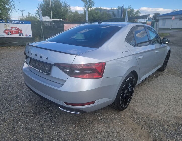 Škoda Superb Sedan / Limuzína 2,0 l 140 kw