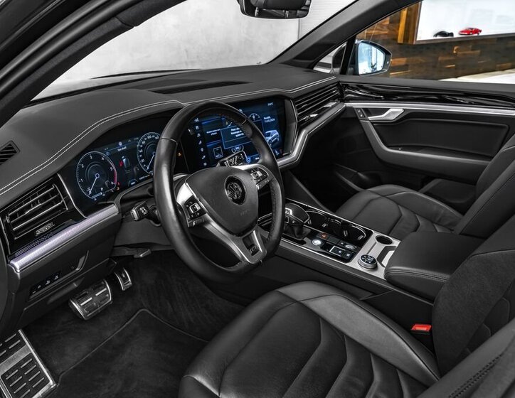 Volkswagen Touareg SUV / Terénní 3,0 l 210 kw