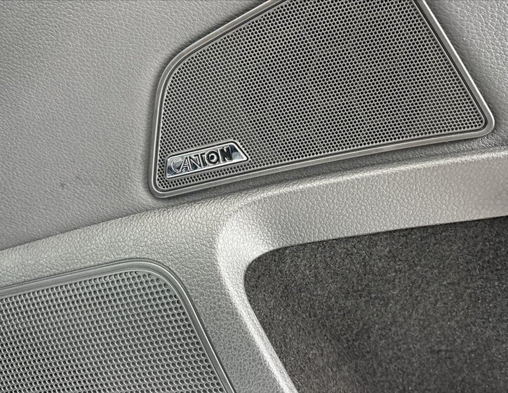 Škoda Superb Sedan / Limuzína 1,4 l 160 kw