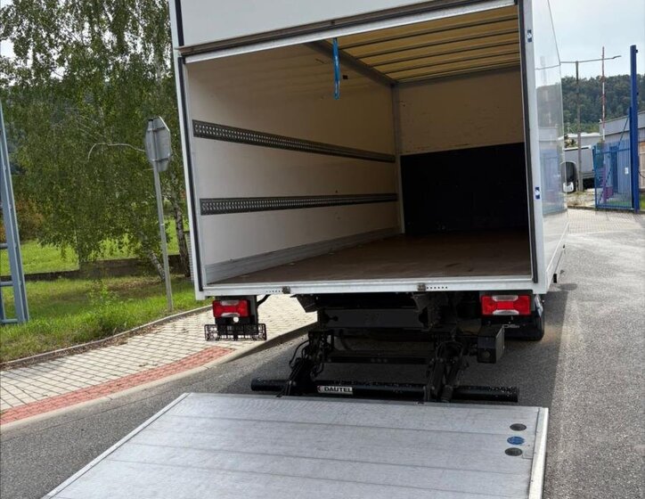 Iveco Ostatní Skříň 3,0 l 132 kw