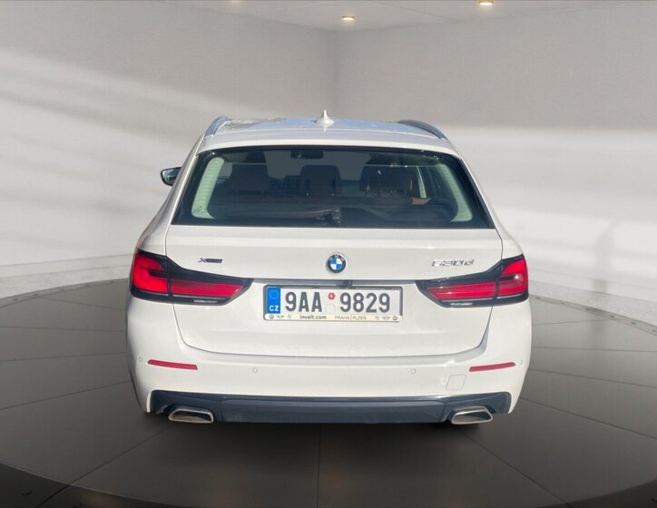 BMW Řada 5 Kombi 3,0 l 210 kw