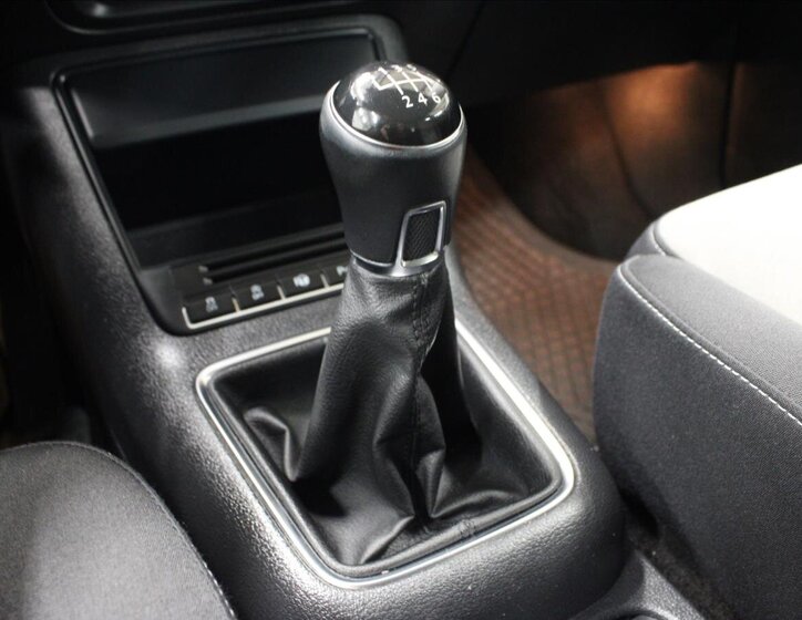 Volkswagen Tiguan Kombi 2,0 l 103 kw