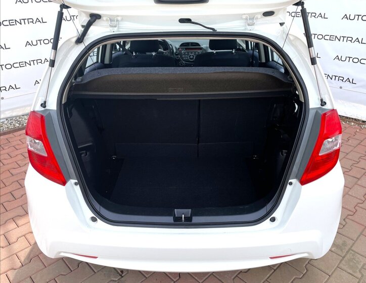 Honda Jazz Hatchback 1,2 l 66 kw