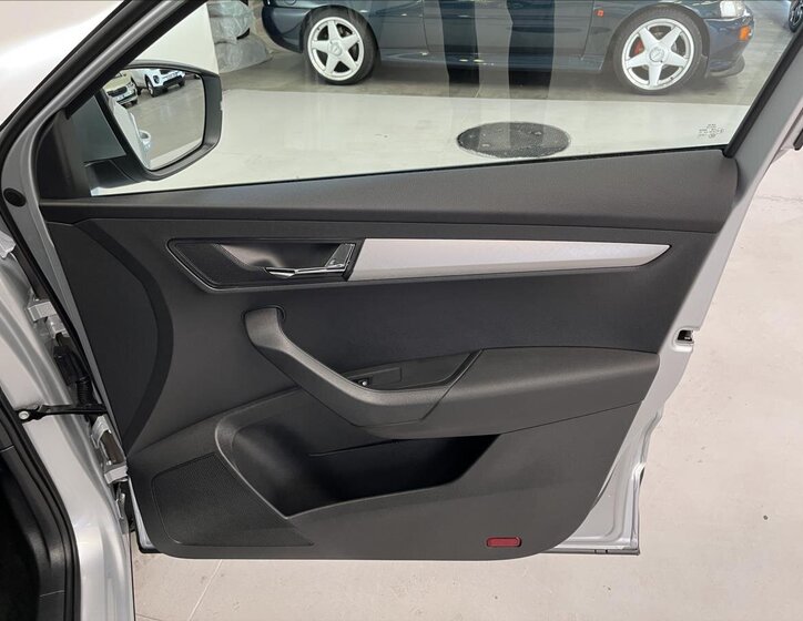 Škoda Karoq SUV / Terénní 1,5 l 110 kw