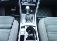 Volkswagen Touran 23