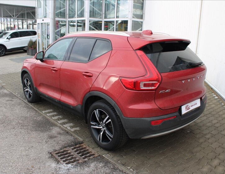 Volvo XC40 SUV 2,0 l 182 kw