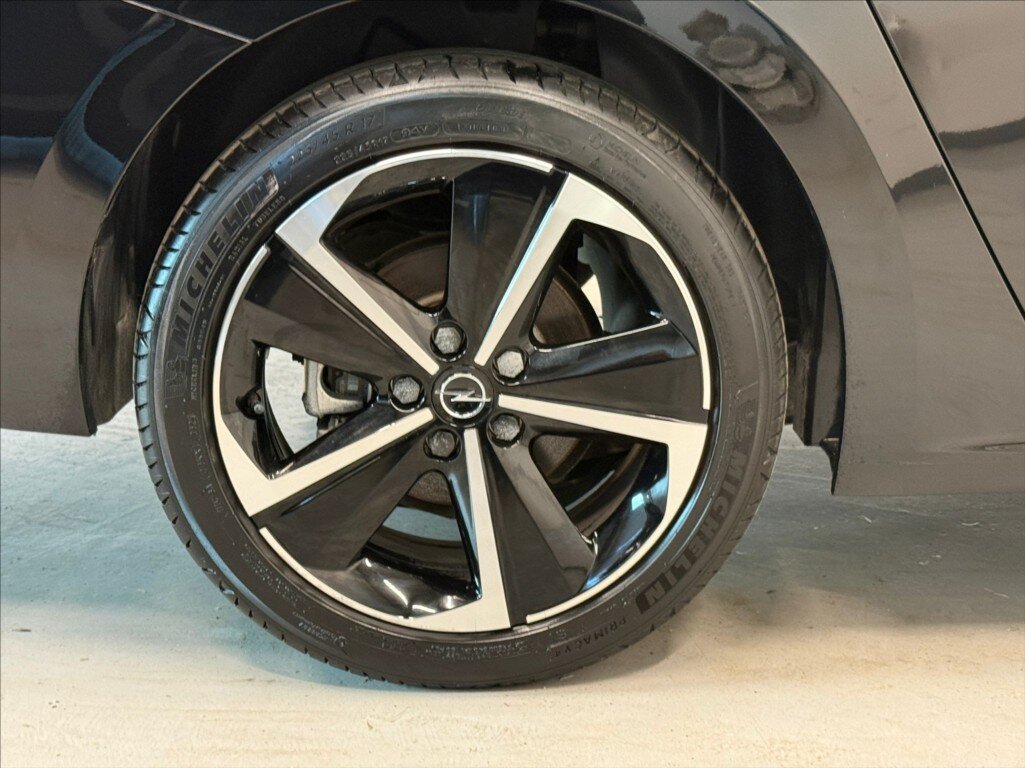 Opel Astra Kombi 1,2 l 96 kw