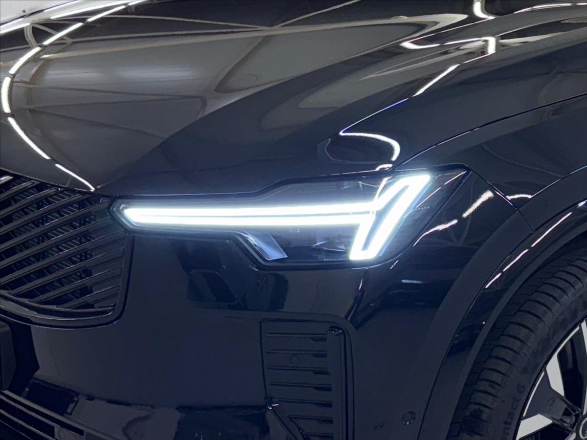 Volvo XC90 SUV 2,0 l 335 kw