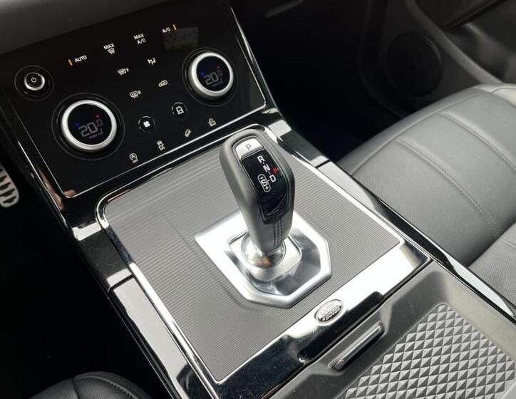 Land Rover Range Rover Evoque 24