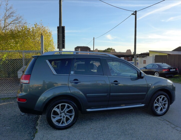 Citroën C-Crosser 5