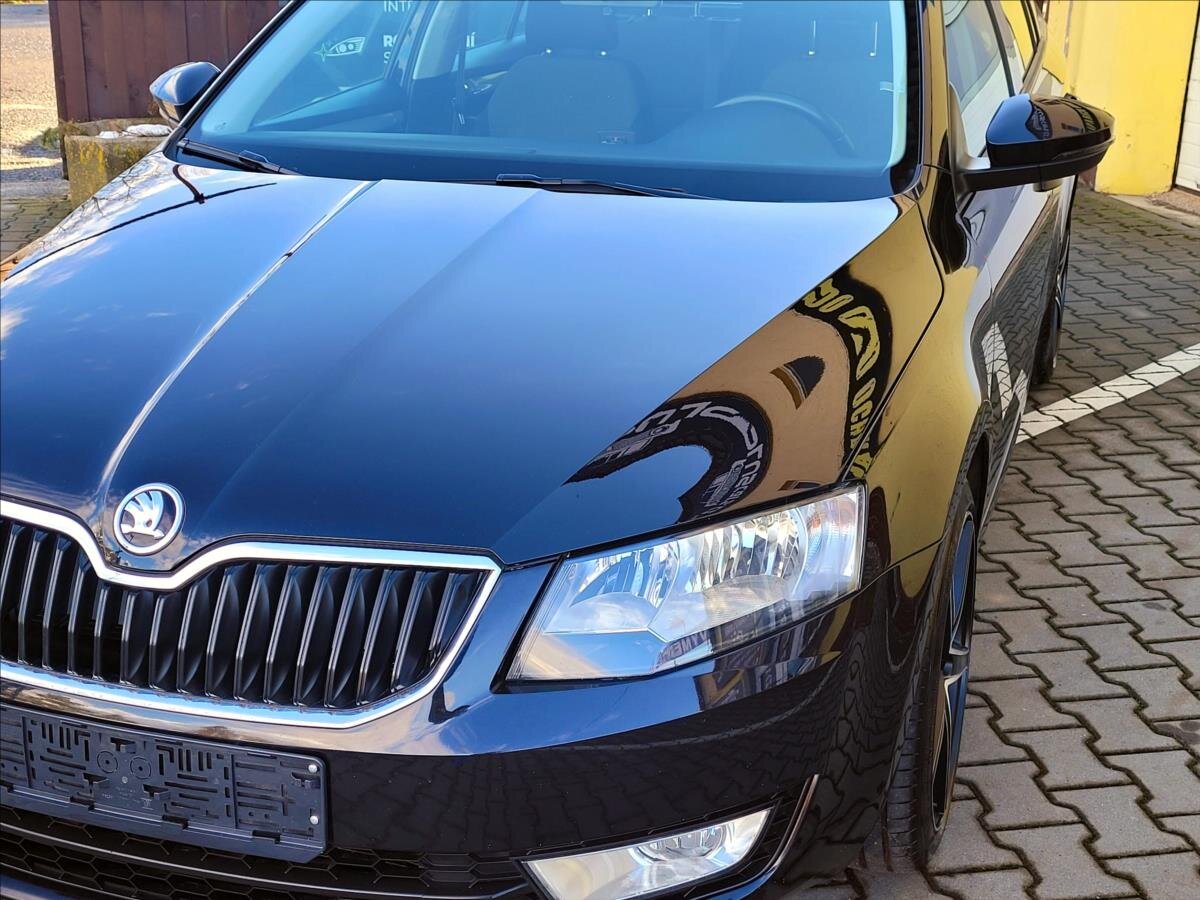 Škoda Octavia Kombi 2,0 l 110 kw