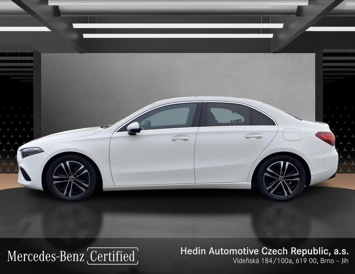 Mercedes-Benz Třídy A Sedan / Limuzína 1,3 l 100 kw