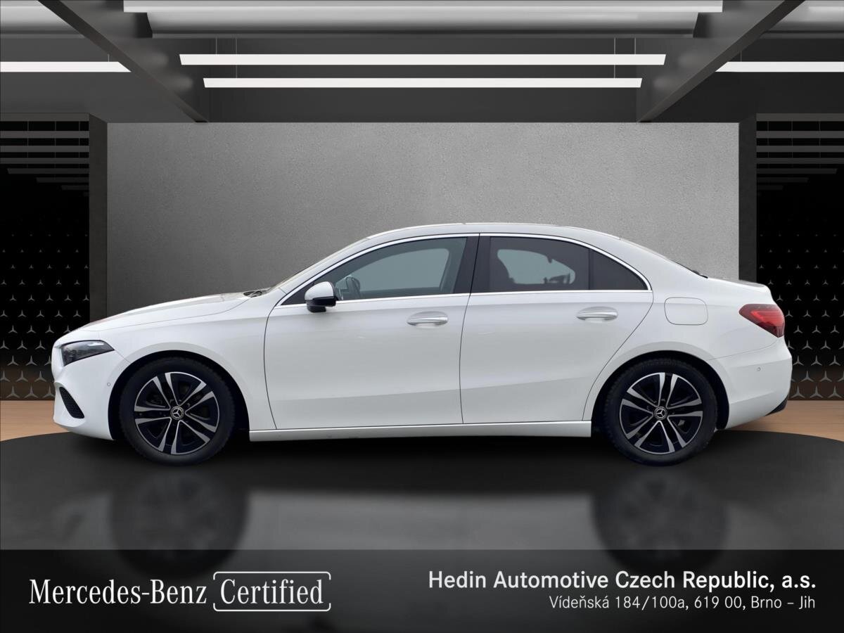 Mercedes-Benz Třídy A Sedan / Limuzína 1,3 l 100 kw