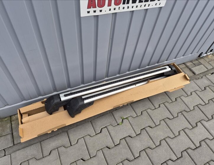 Peugeot 5008 MPV 1,6 l 133 kw