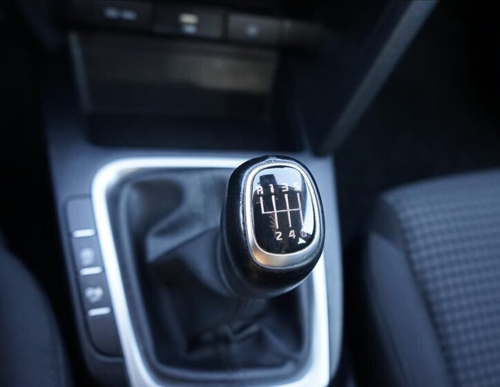 KIA Ceed Hatchback 998,0 73 kw