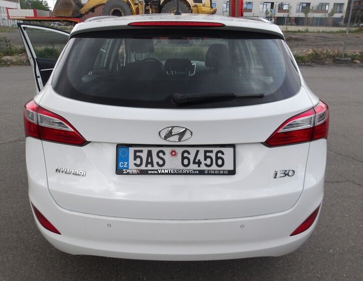 Hyundai i30 Kombi 1,6 l 88 kw