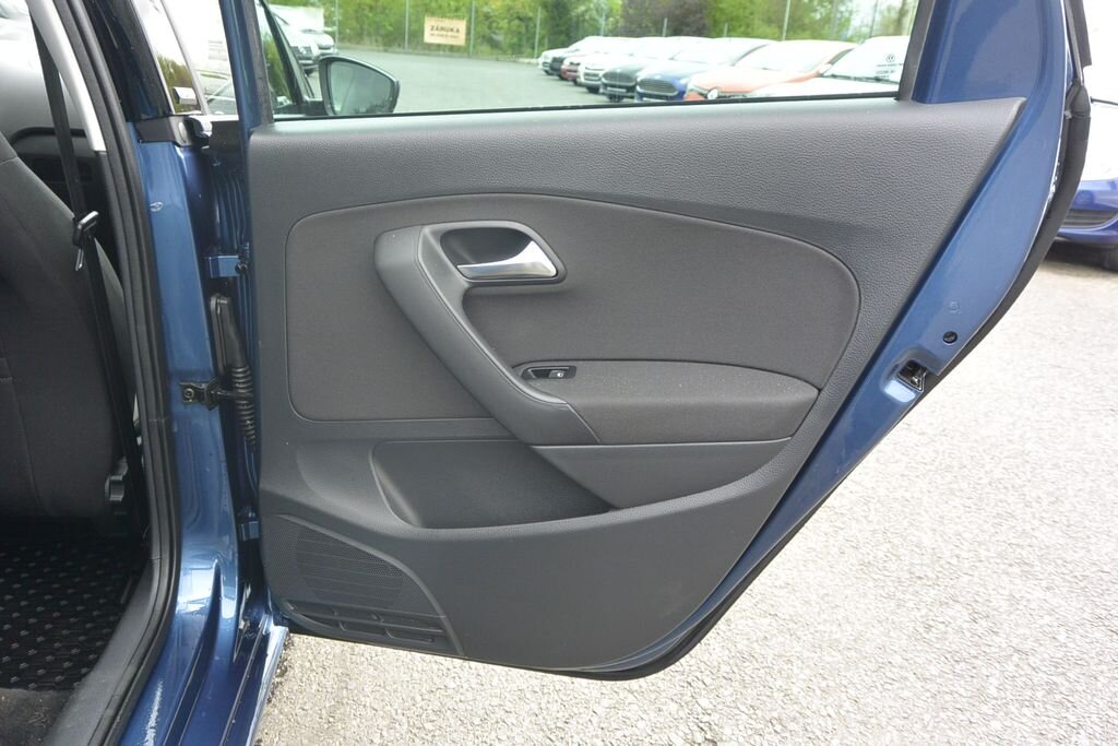 Volkswagen Polo Hatchback 999,0 55 kw