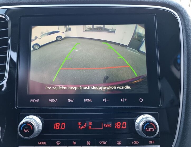 Mitsubishi Outlander SUV / Terénní 2,4 l 165 kw