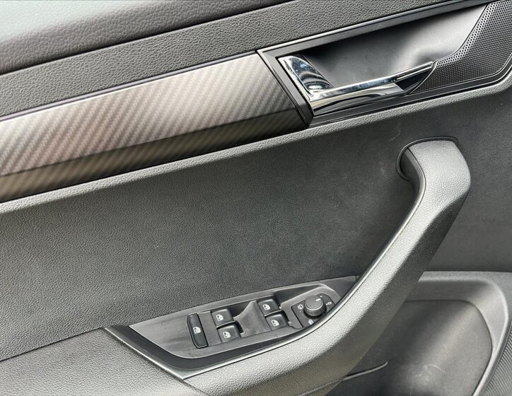 Škoda Karoq SUV 1,5 l 110 kw