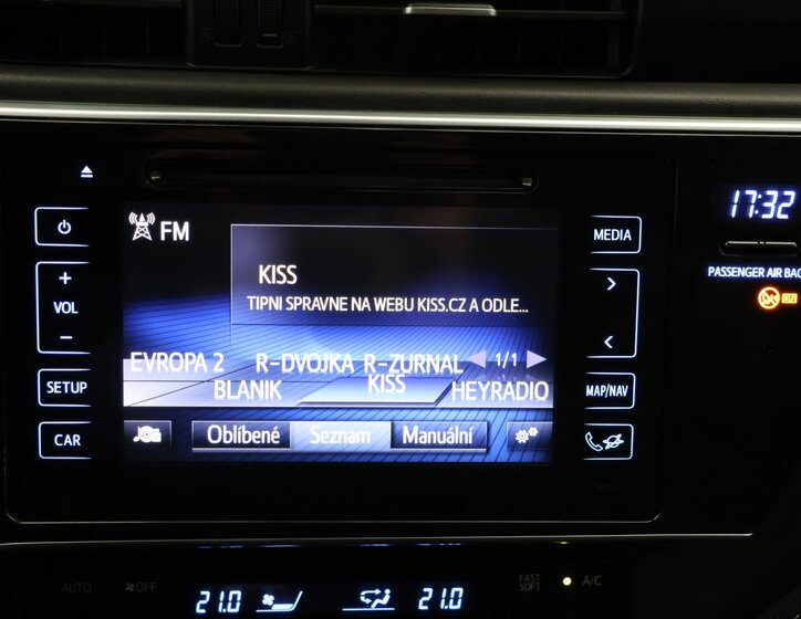 Toyota Corolla Sedan / Limuzína 1,6 l 97 kw