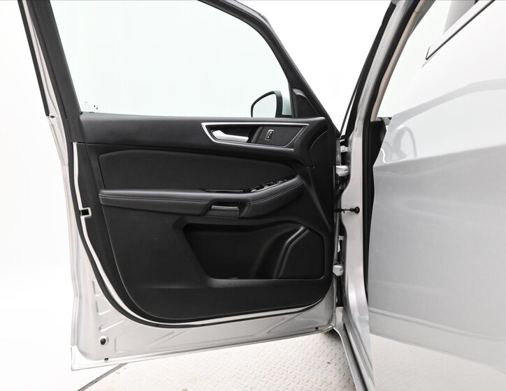 Ford S-MAX MPV 2,0 l 140 kw