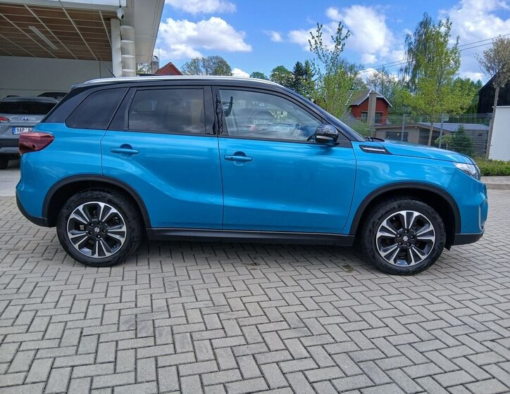 Suzuki Vitara SUV / Terénní 1,4 l 95 kw