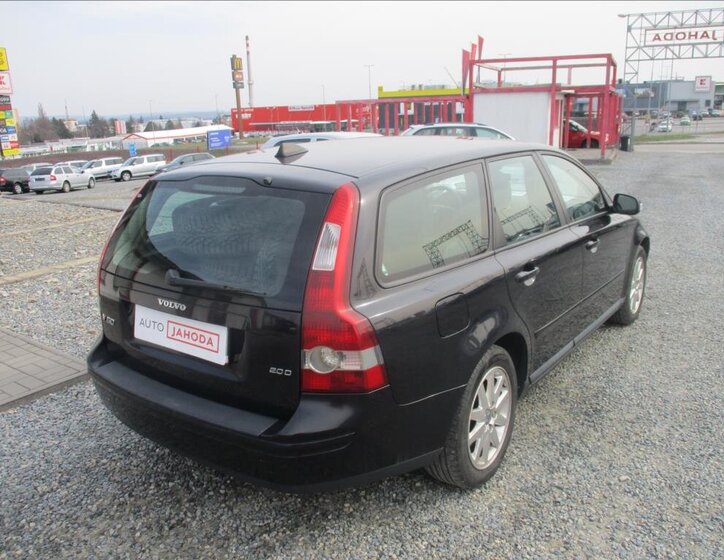 Volvo V50 Kombi 2,0 l 100 kw