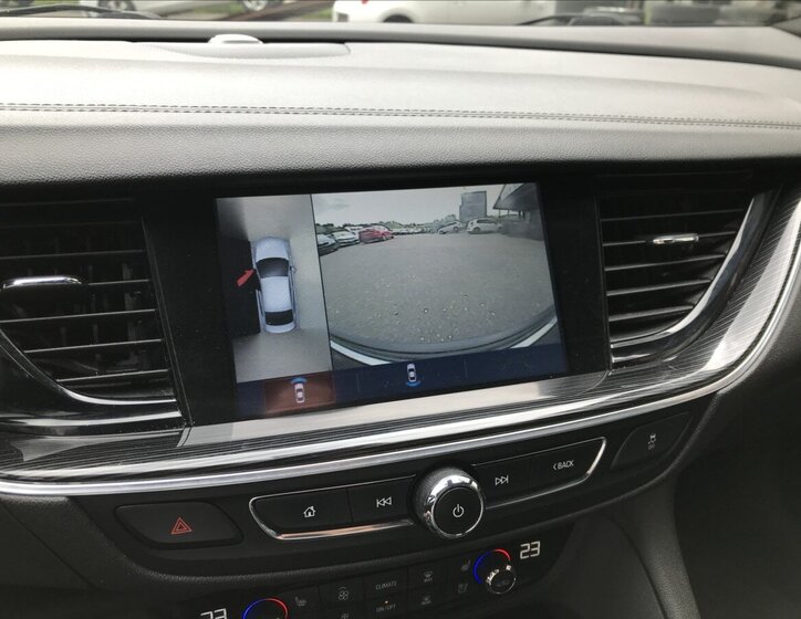 Opel Insignia Kombi 2,0 l 125 kw
