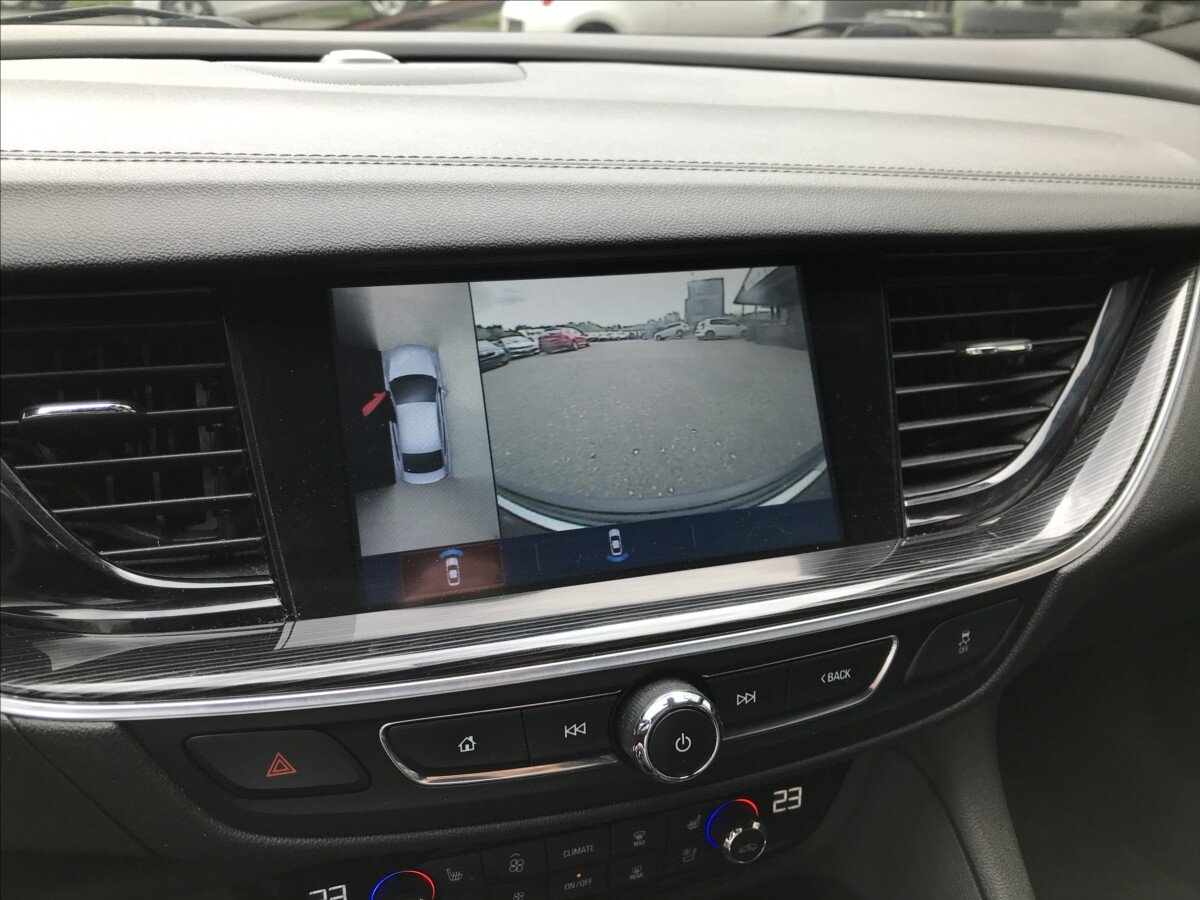 Opel Insignia Kombi 2,0 l 125 kw