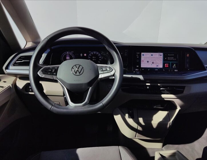 Volkswagen Multivan MPV 1,5 l 130 kw