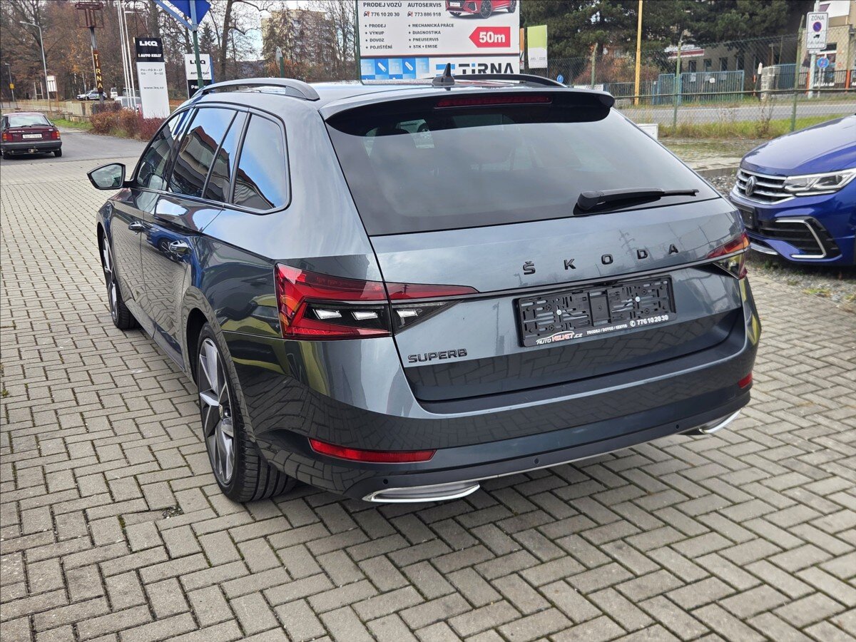 Škoda Superb