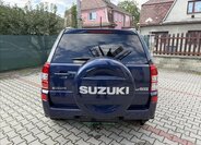 Suzuki Grand Vitara SUV 2,0 l 103 kw