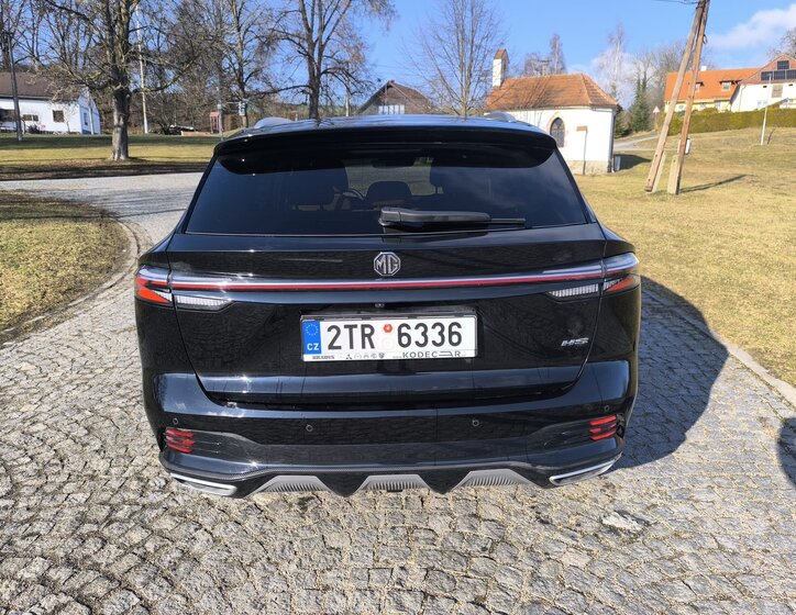 MG HS SUV 1,5 l 125 kw