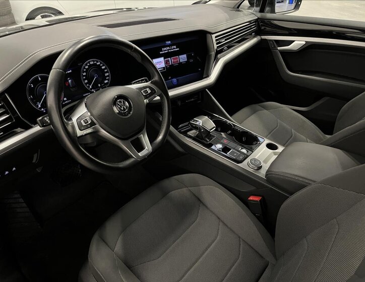 Volkswagen Touareg SUV / Terénní 3,0 l 170 kw