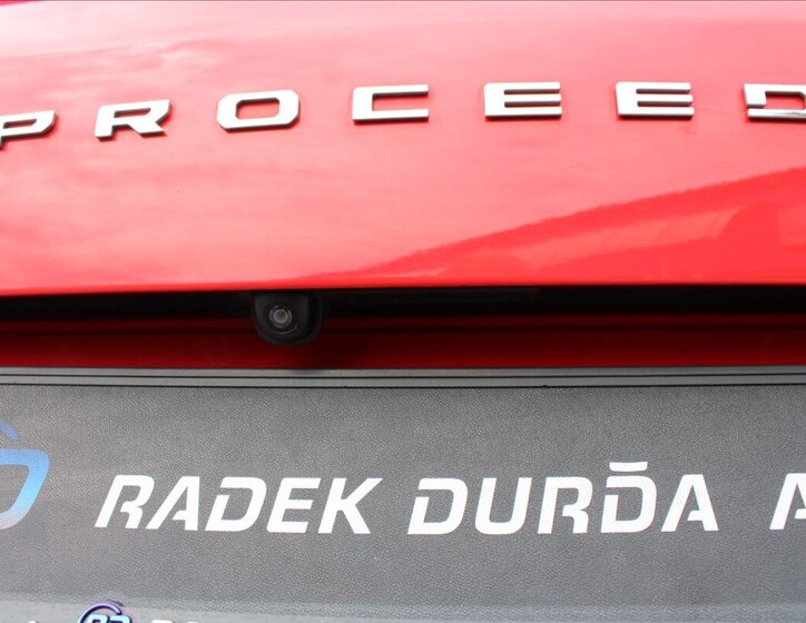 KIA ProCeed Kombi 1,6 l 150 kw