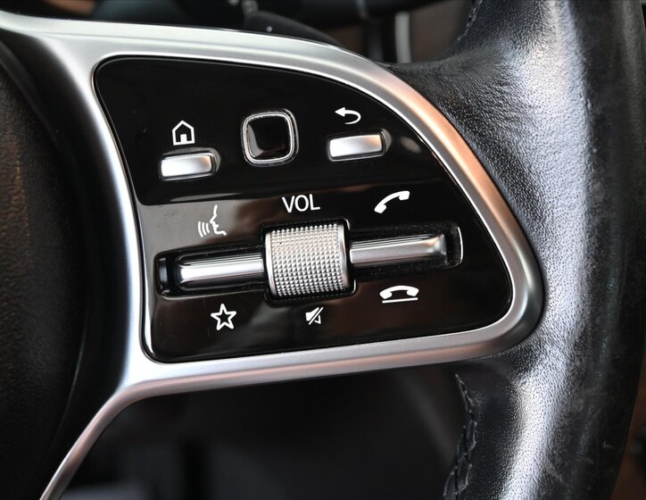 Mercedes-Benz Třídy C Kombi 2,0 l 143 kw